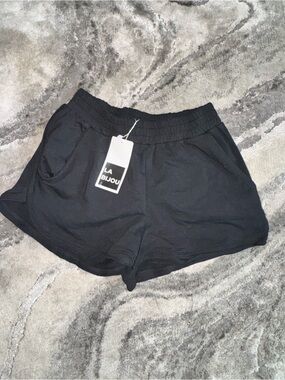 High-Waist Black Elastic Lounge Shorts